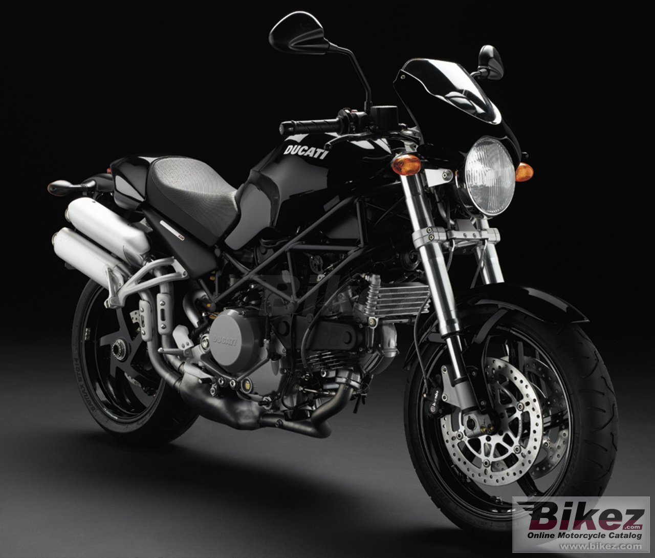 Big Ducati monster s2r 800 picture and wallpaper from Bikez.com
